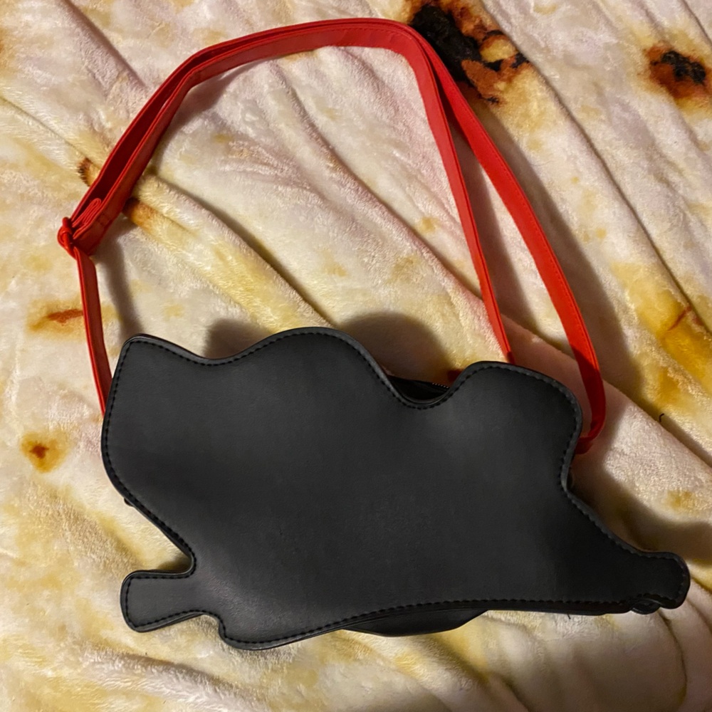 Scraps - Picture 4 of 4